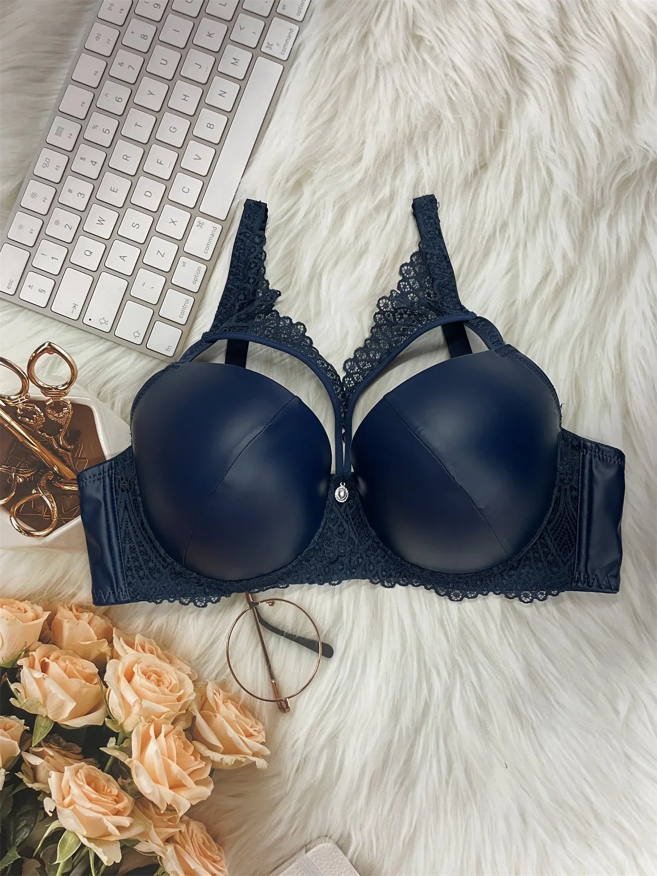 Pu leather fabric women's underwear with underwire pull-up thin mold cup sexy bra