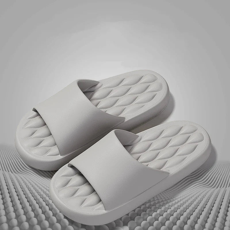 Men's Summer Slippers EVA Indoor Bathroom Thick Sole Diamond Check Massage Sensation Beach Non-slip Ladies Comfort Flat Shoes