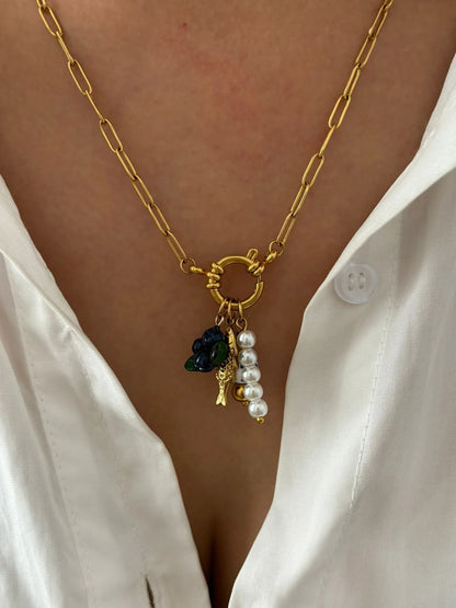 Peri'sbox Statement Trendy Imitation Pearl Grape Blueberry Shell Pendant Necklace for Women Stainless Steel Creative Accessories