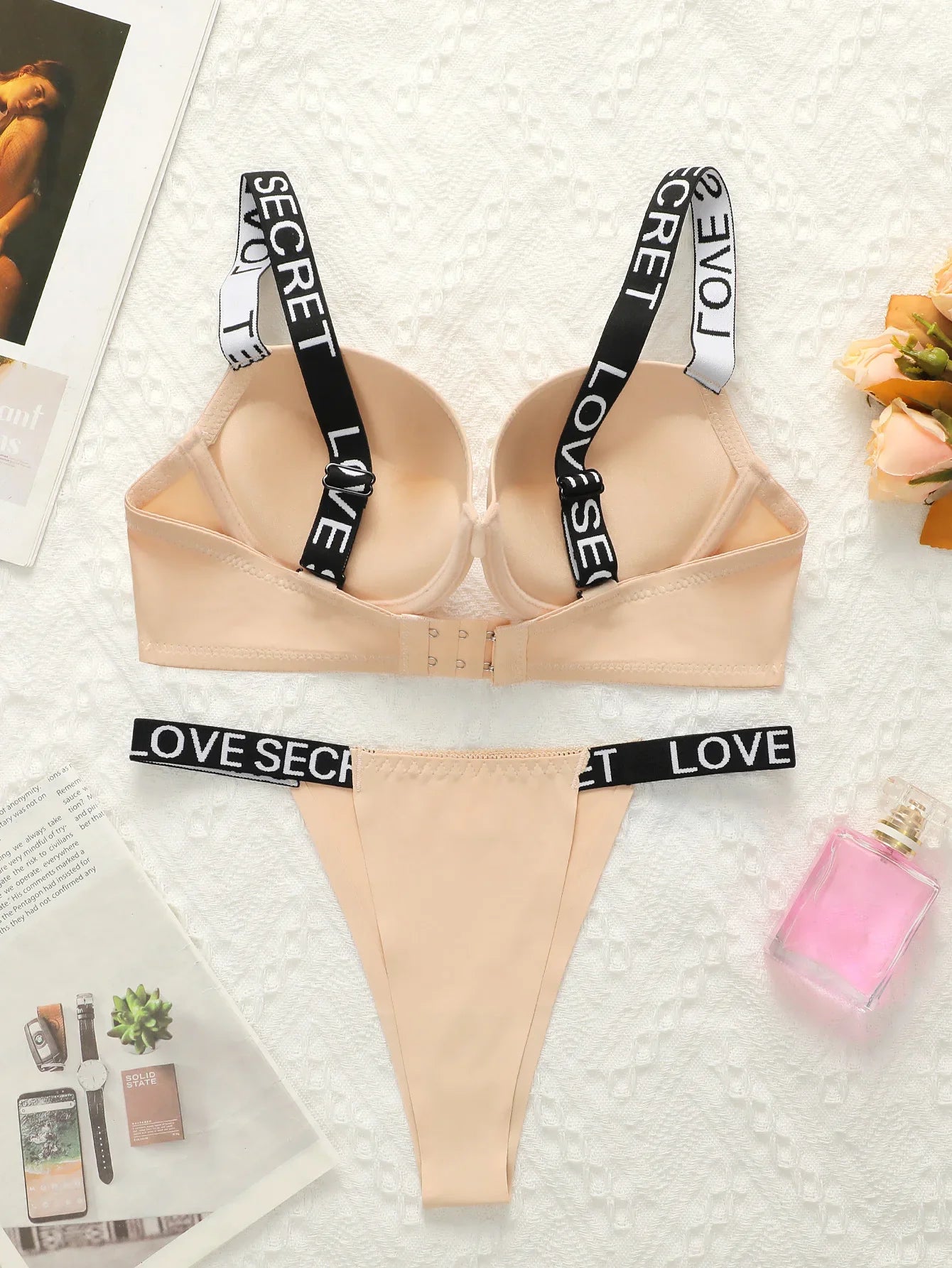 The Best-selling Sexy Gathering Promotion Style Glossy Letter Shoulder Strap Two-piece Women's Underwear Set B2050